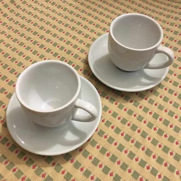 Contemporary White Tea Pot with Cups and Saucers - Picture 6 of 10